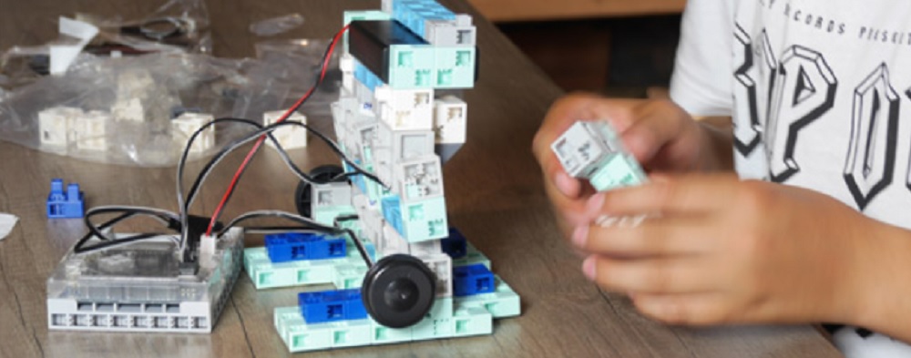 robot informatique programmé